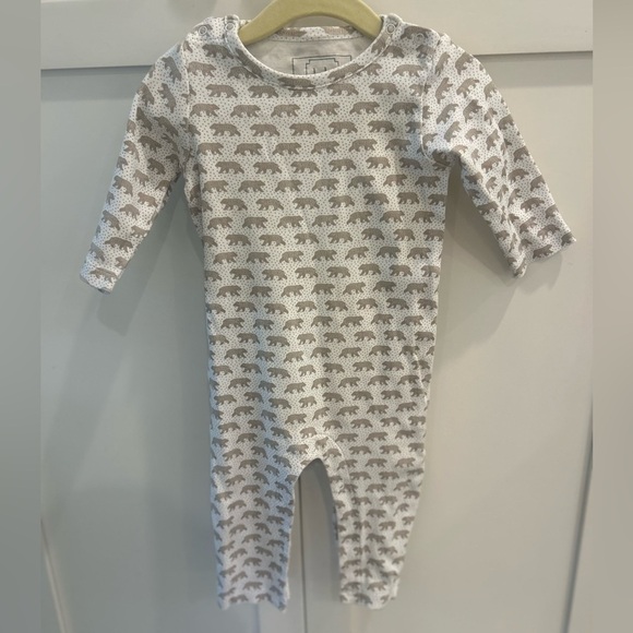 Lila and Hayes Adorable Bear Print Kids One Piece! 9-12 month Pima cotton! - Picture 1 of 5